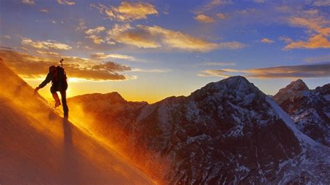 Summit Spirits: Encounter the Supernatural on High Peaks
